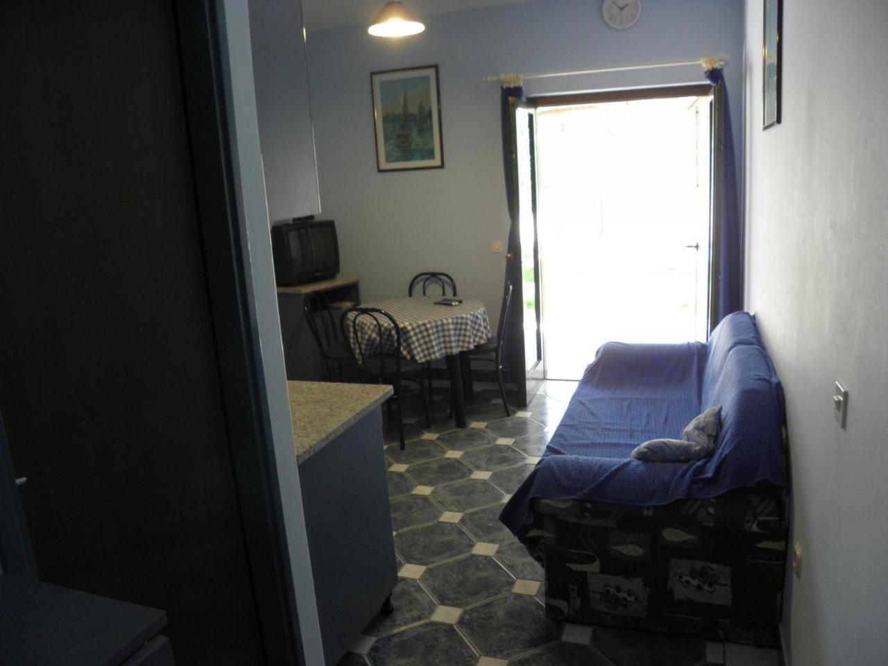 Apartments Brane - 180M To The Sea Vrsi Exteriér fotografie